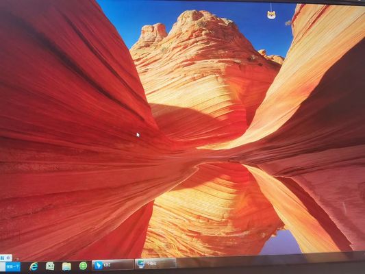 अच्छी कीमत 15.6 इंच औद्योगिक एलसीडी टच स्क्रीन पैनल पीसी एक्सडीआर ओएलईडी डिस्प्ले के साथ ऑनलाइन